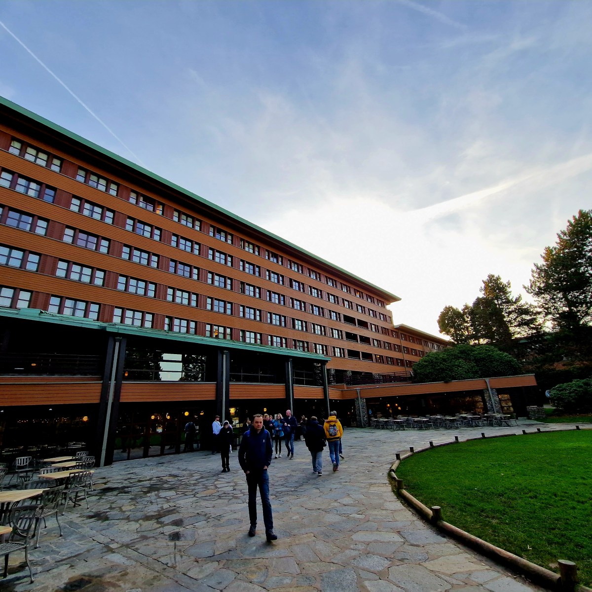 Disney’s Sequoia Lodge