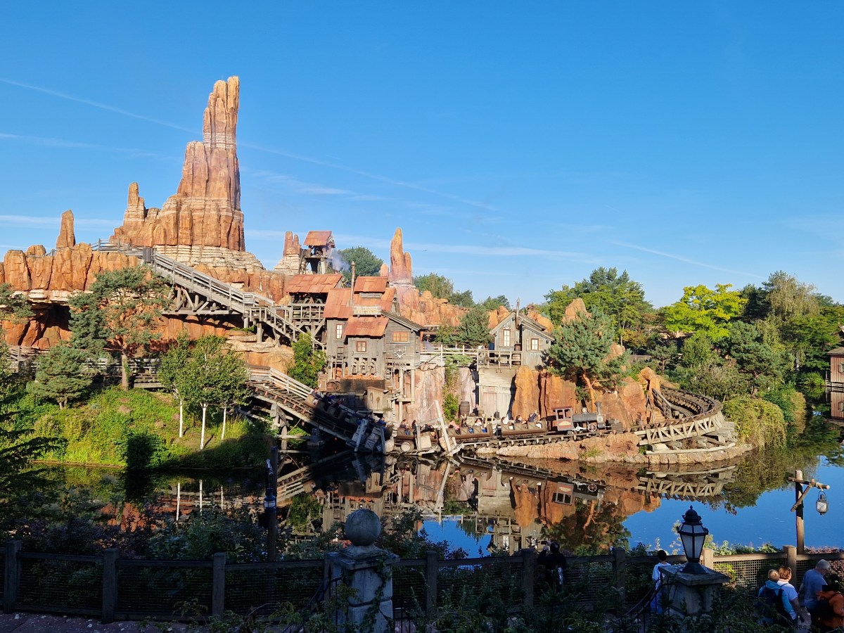 The Best and Worst Attractions at Every Disney Park I’ve&nbsp;Visited